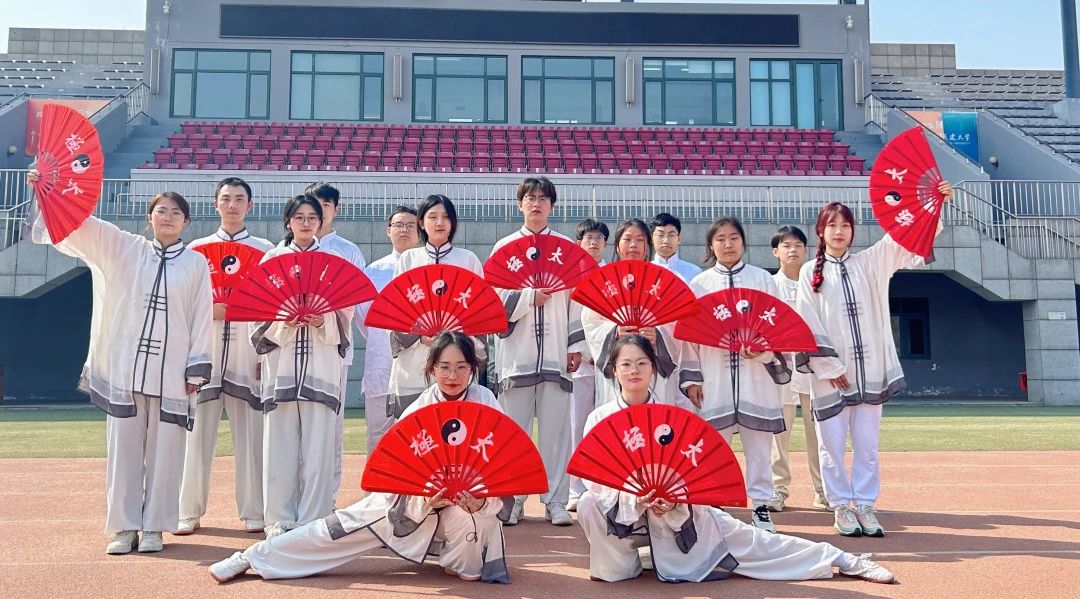 五年勇毅前行